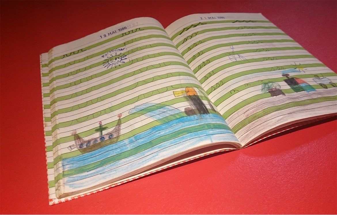 Caderno com Desenhos